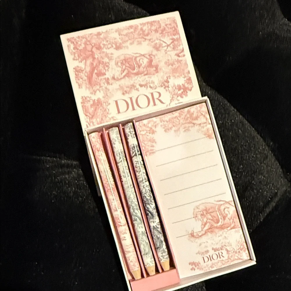 Dior Pink Mini Stationery Set - Picture 1 of 1